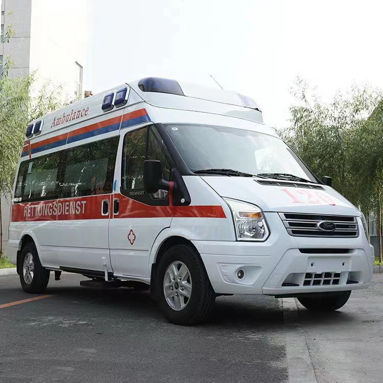 城区行动不便者长途救护车租赁:安全转运的核心注意事项